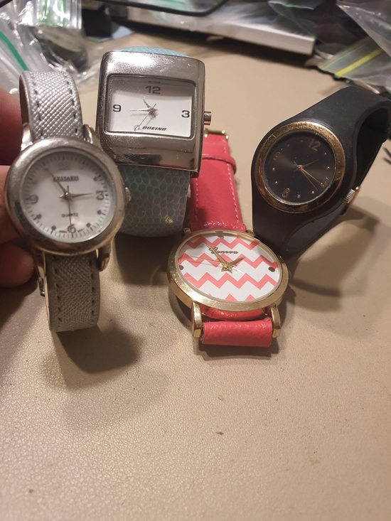 Accessories - 🦋10/$20🦋 Lot of 4 Working Women's Watches #1